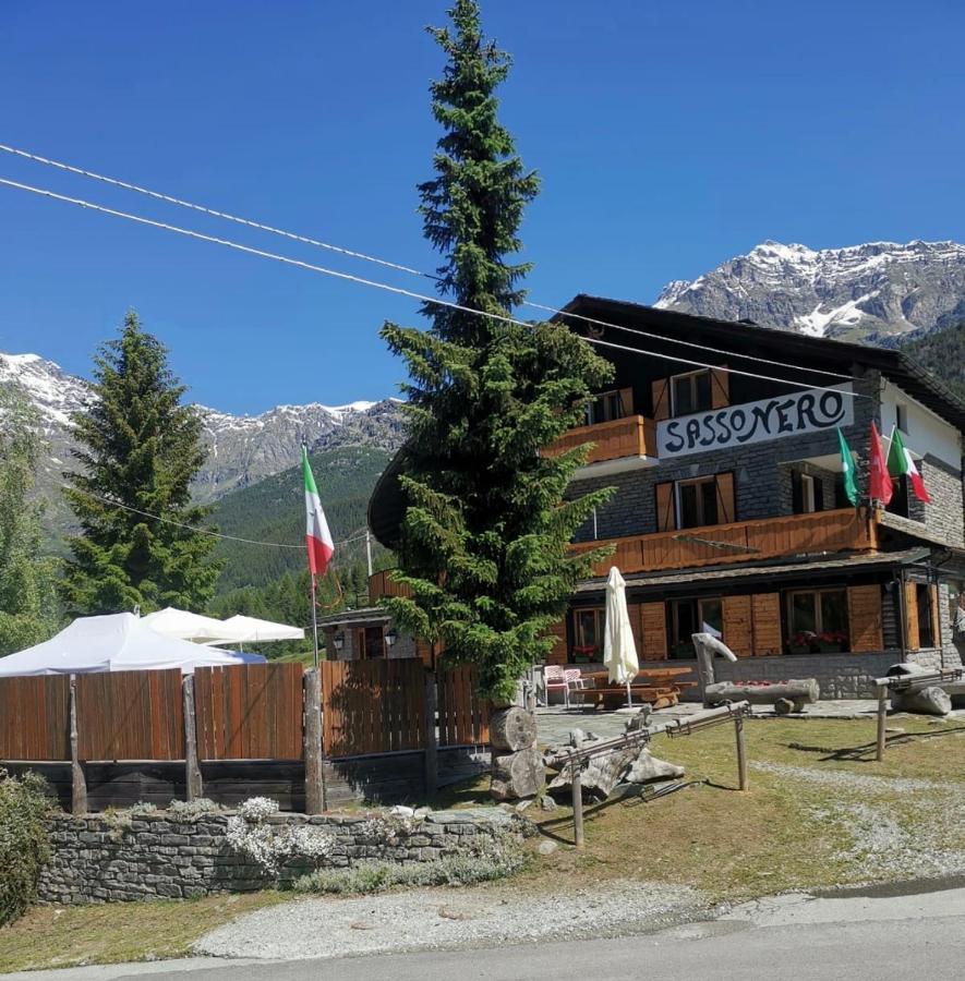 Sasso Nero Ξενοδοχείο Chiesa in Valmalenco Εξωτερικό φωτογραφία