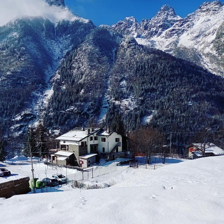 Sasso Nero Ξενοδοχείο Chiesa in Valmalenco Εξωτερικό φωτογραφία