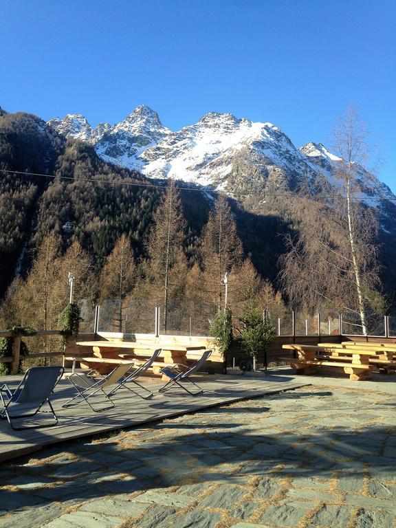 Sasso Nero Ξενοδοχείο Chiesa in Valmalenco Εξωτερικό φωτογραφία